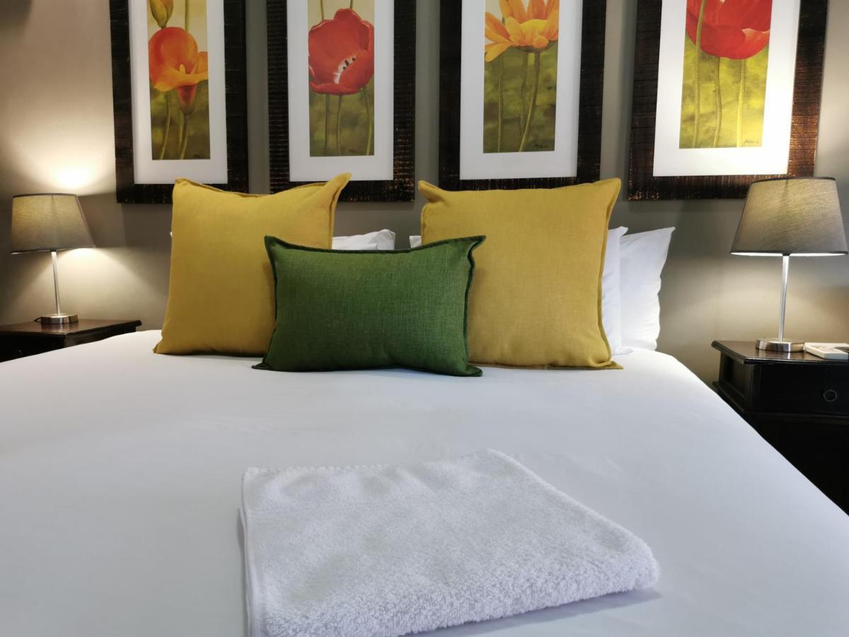 Excellent Guest House Белвилл Экстерьер фото